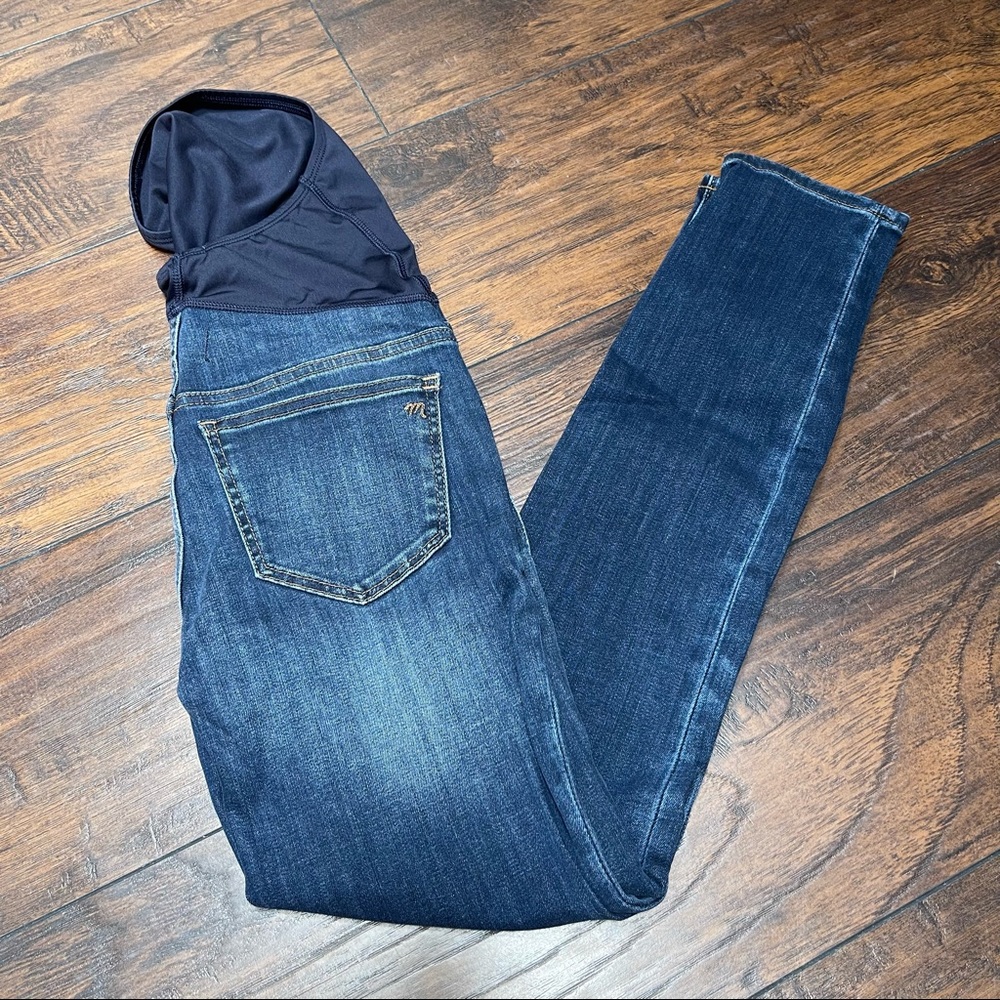 Madewell Maternity Over-the-Belly Skinny Jeans in Danny Wash - Picture 4 of 7